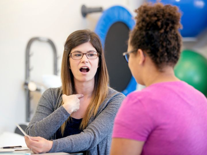 From Swallowing Difficulties to Confident Eating: Speech Therapy Solutions at Home